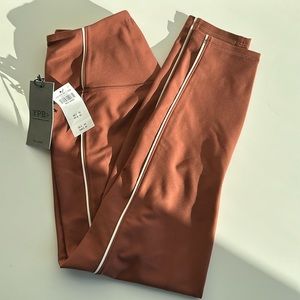 YPB 7/8 length sculpt pant